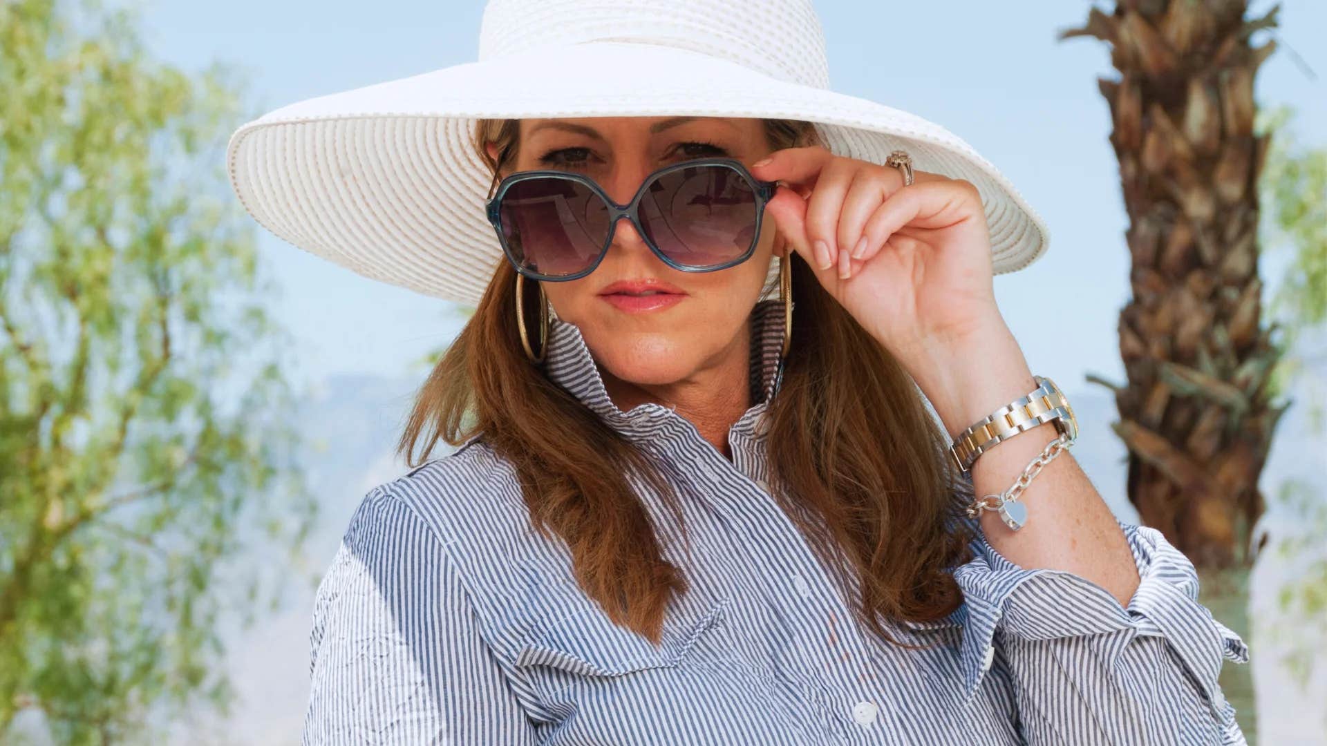 woman wanting someone to feel small saying you're so brave to wear that