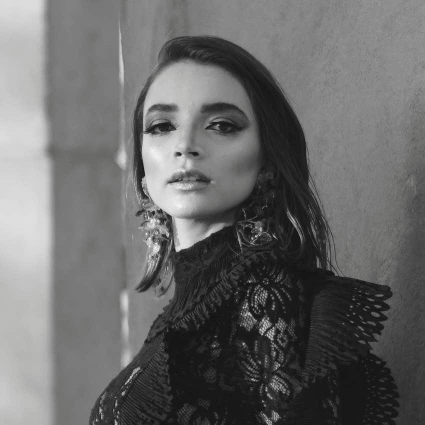 dramatic woman who just met someone