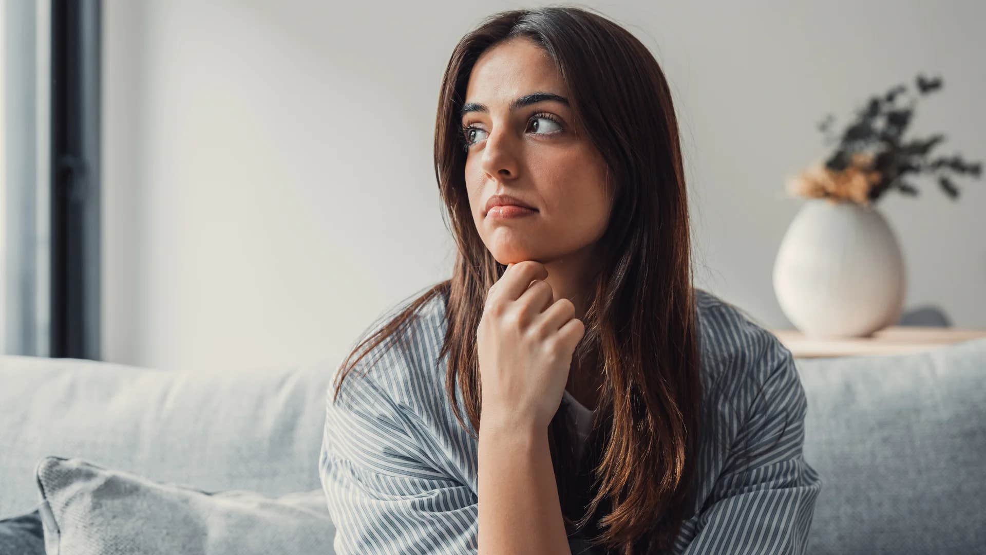 incompetent woman telling herself i'd rather do nothing sitting at home