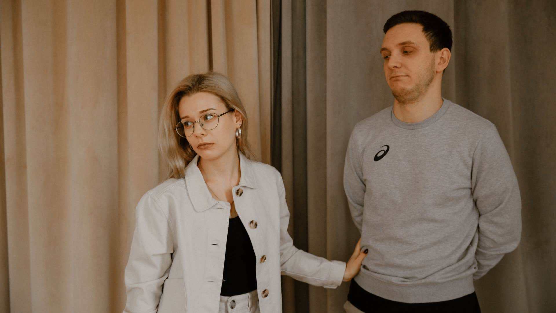 woman with low mental depth refusing to talk to partner
