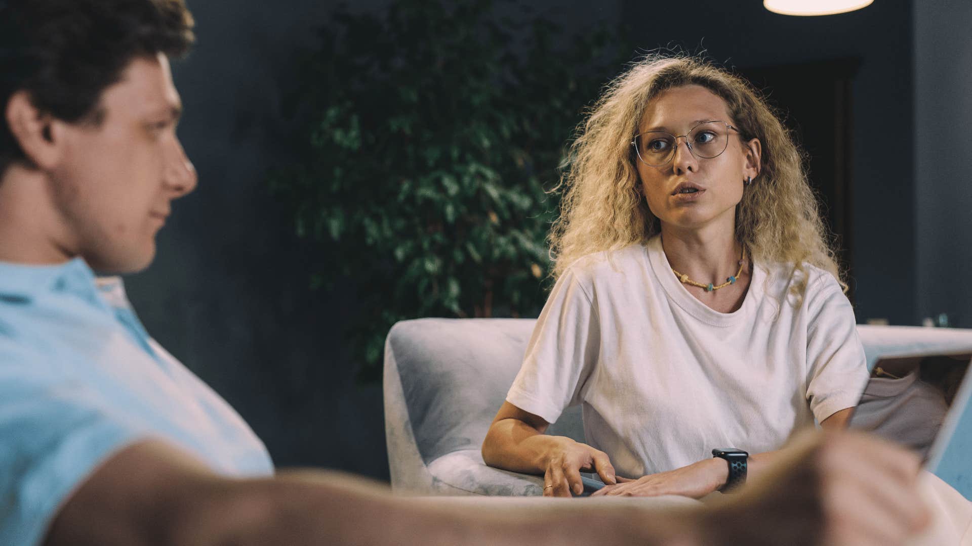 woman with low emotional depth telling partner it is what it is invalidating him
