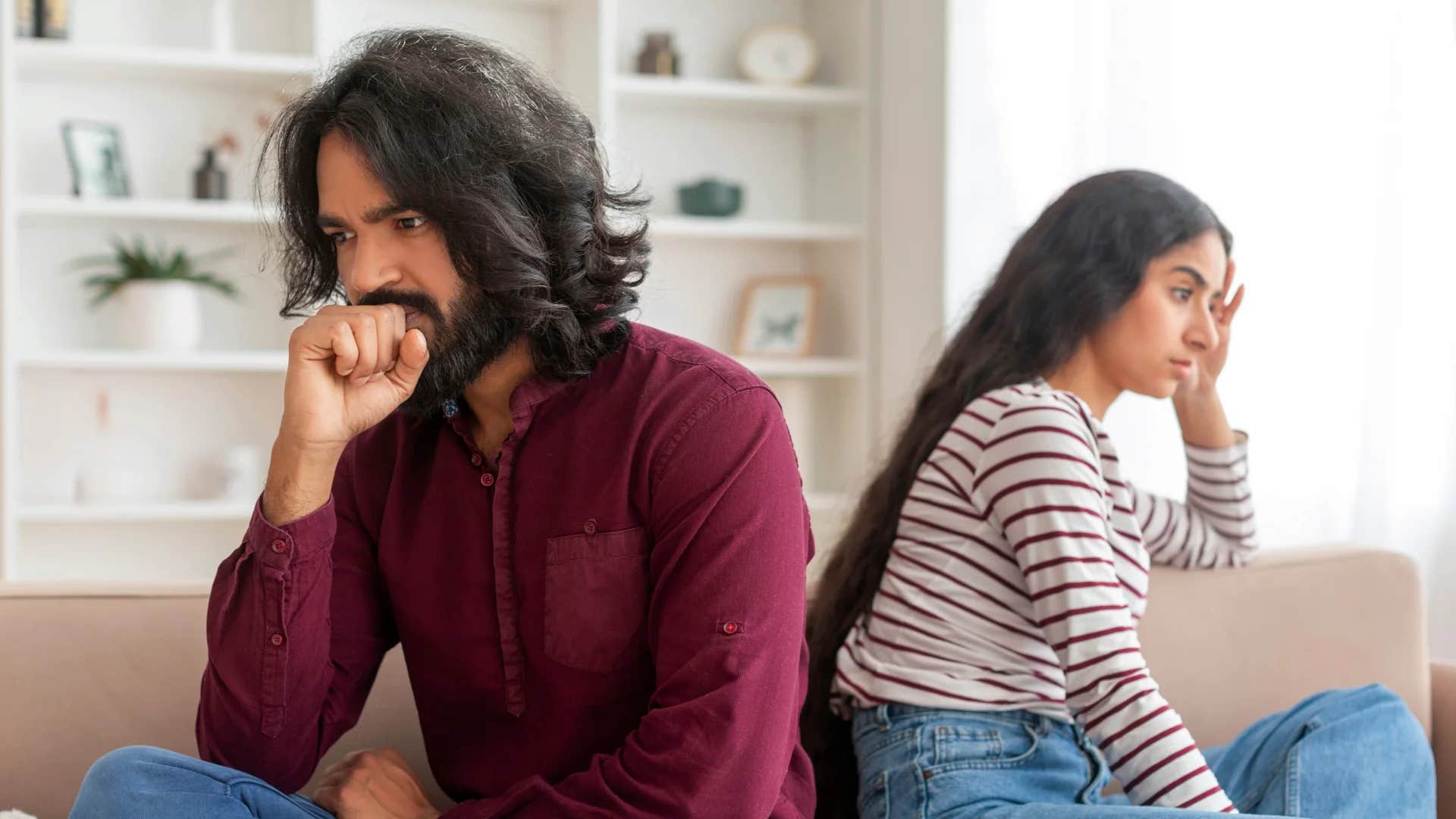 high-iq boyfriend telling girlfriend that arguing isn't working