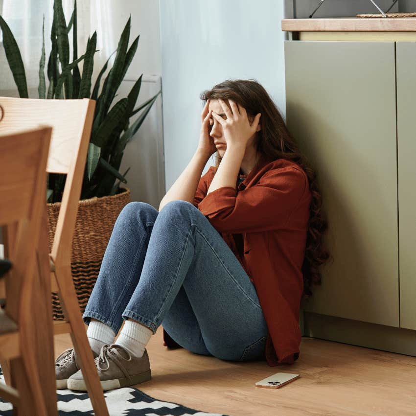 woman raised by mom with unhealed trauma struggling