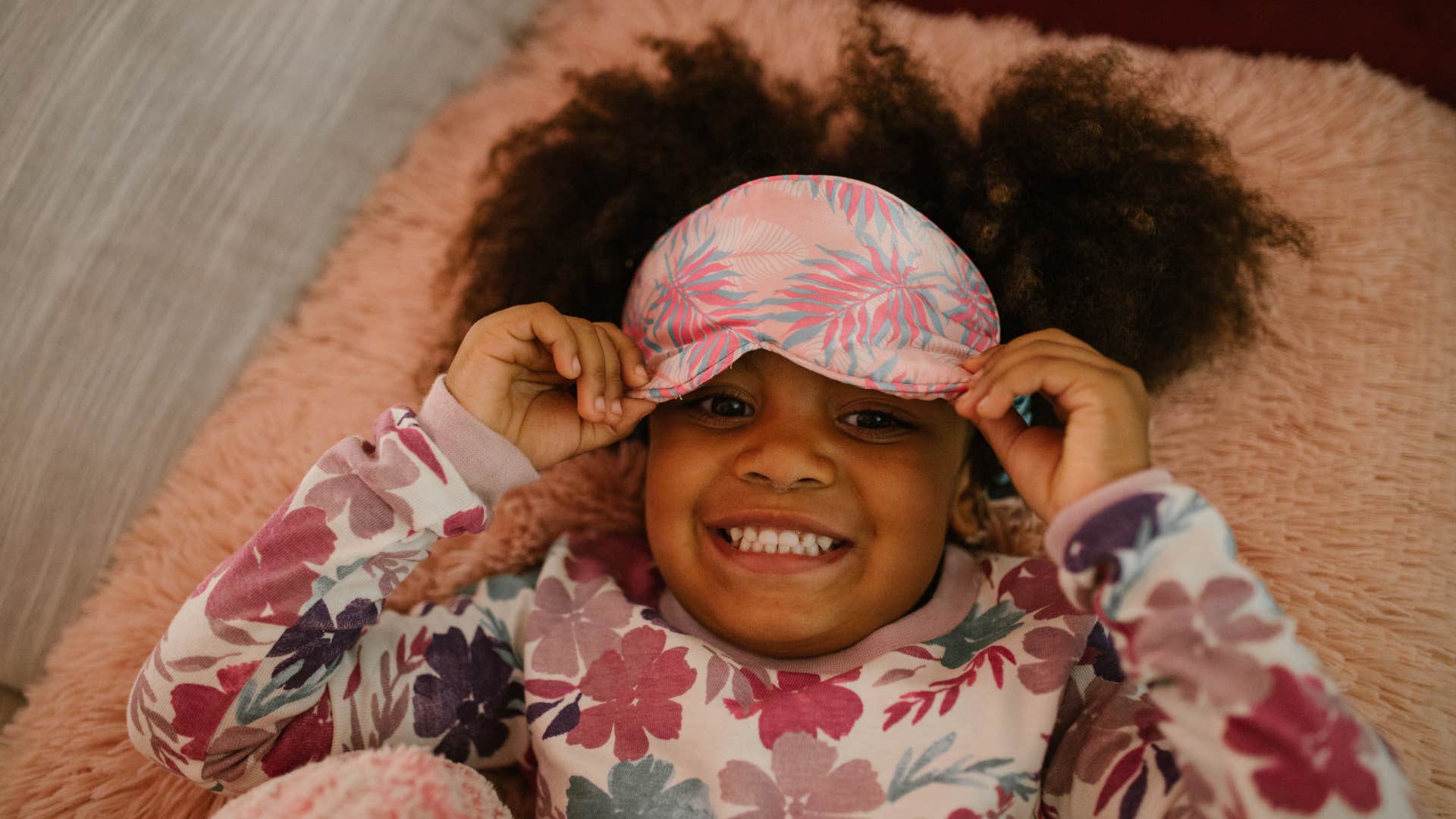 little girl who won't go to bed