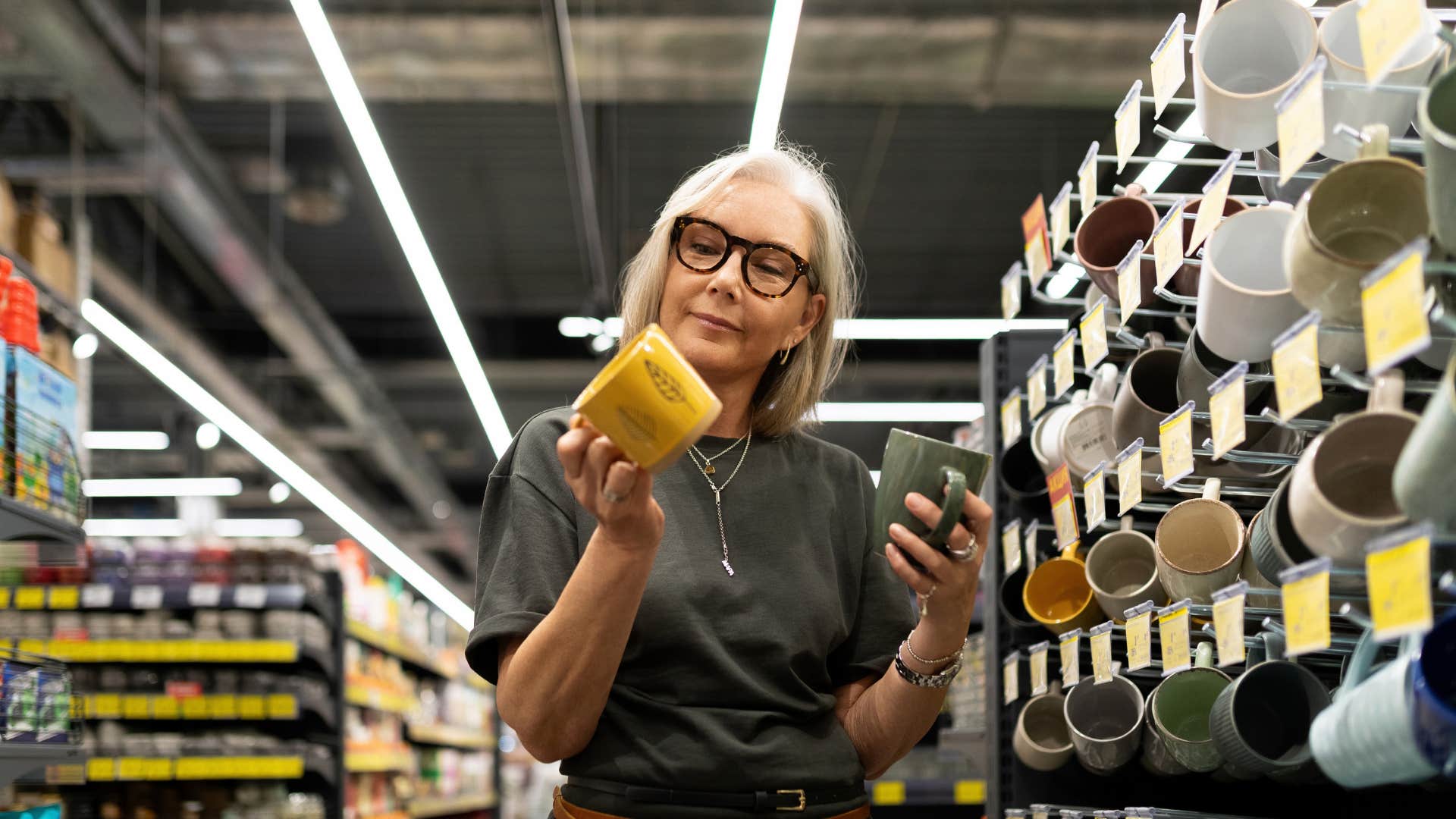 woman who dreads quiet sundays doing a little shopping for a new mug