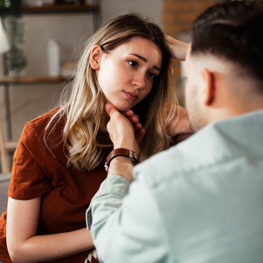 woman feeling insecure with her boyfriend because her parents never asked her questions when she was a kid