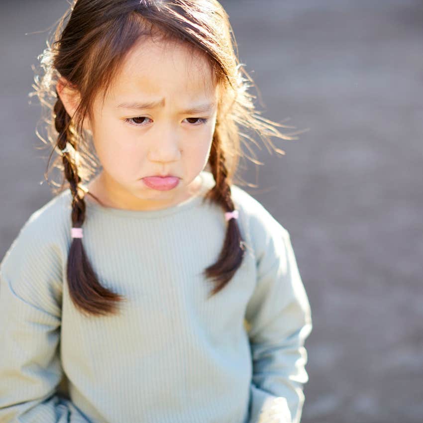 little girl saying please don't tell my parents
