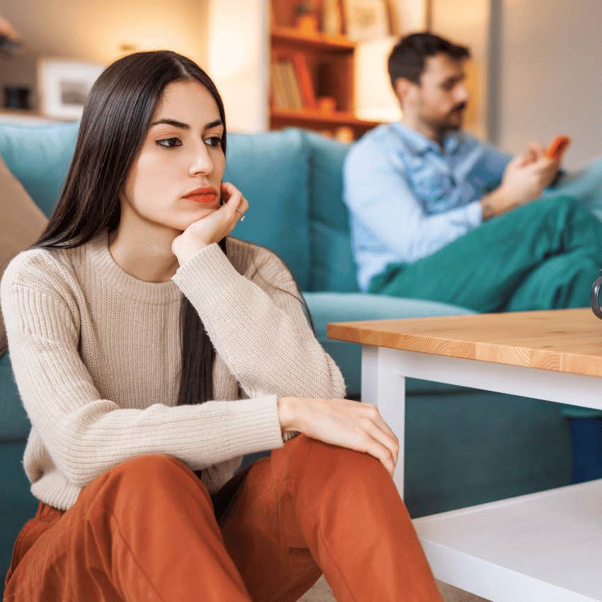 men-think-their-marriages-totally-fine-miss-these-signs-their-wives-ready-leave-avoids-spending-time-alone-with-you