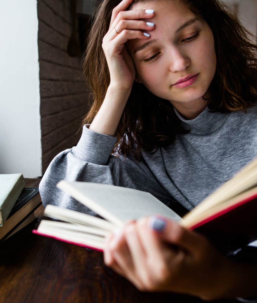 woman reading to calm her mind 