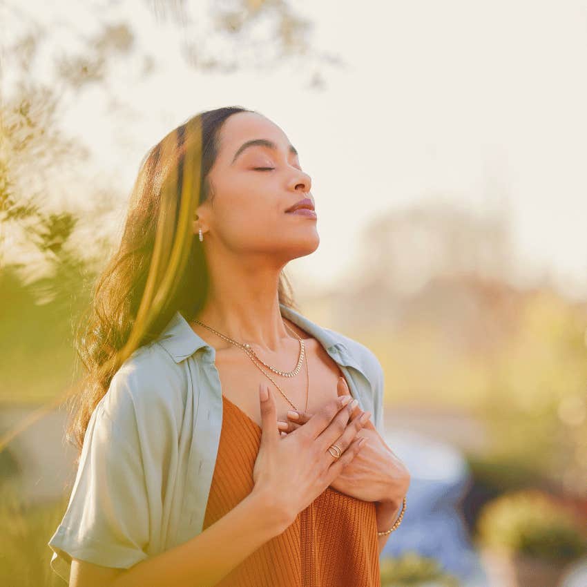 people-deeply-fulfilling-lives-clear-sense-purpose-do-little-things-every-day-do-grounding-exercises
