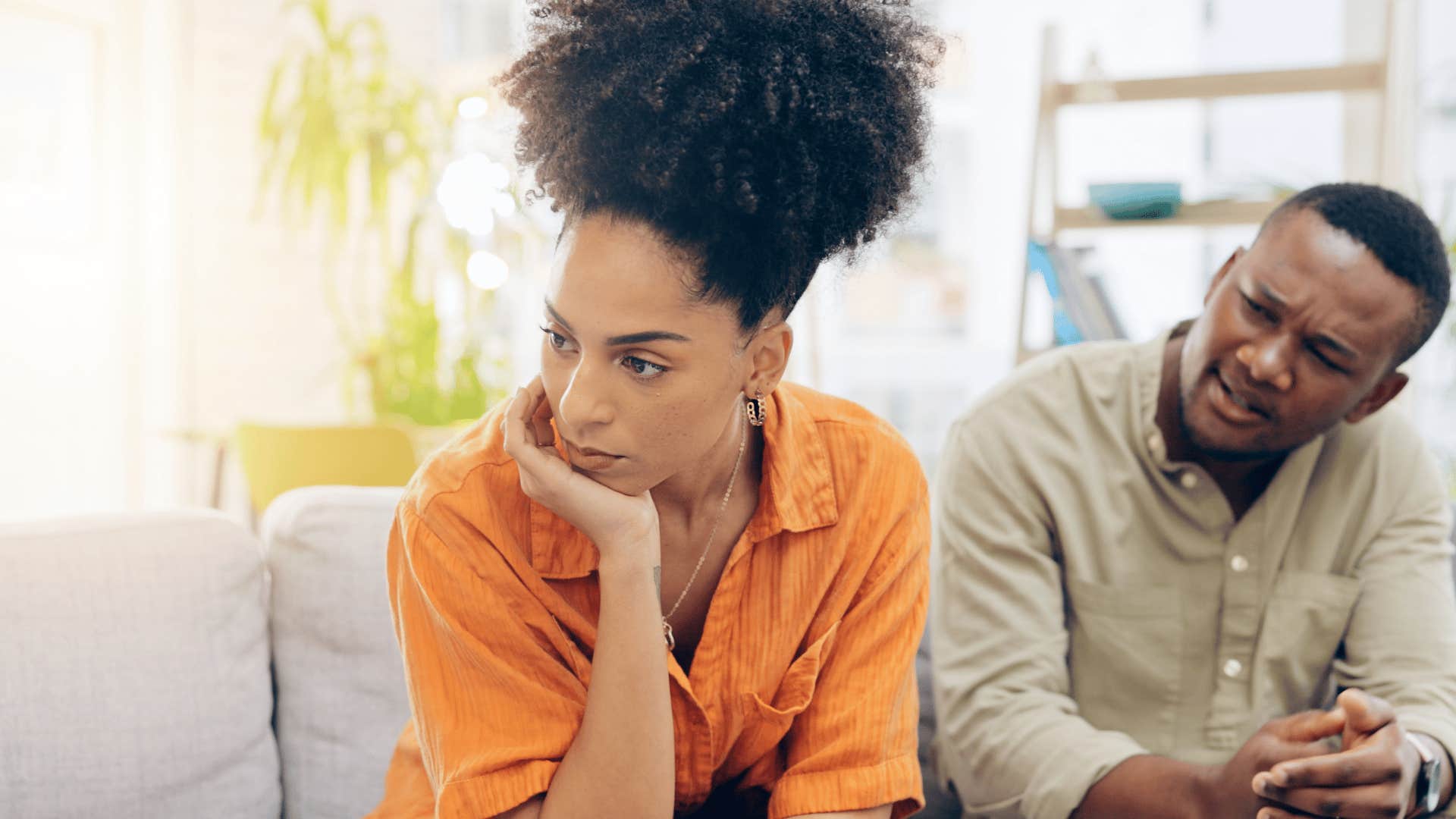 woman turned away from man as she thinks that told me everything i needed to know
