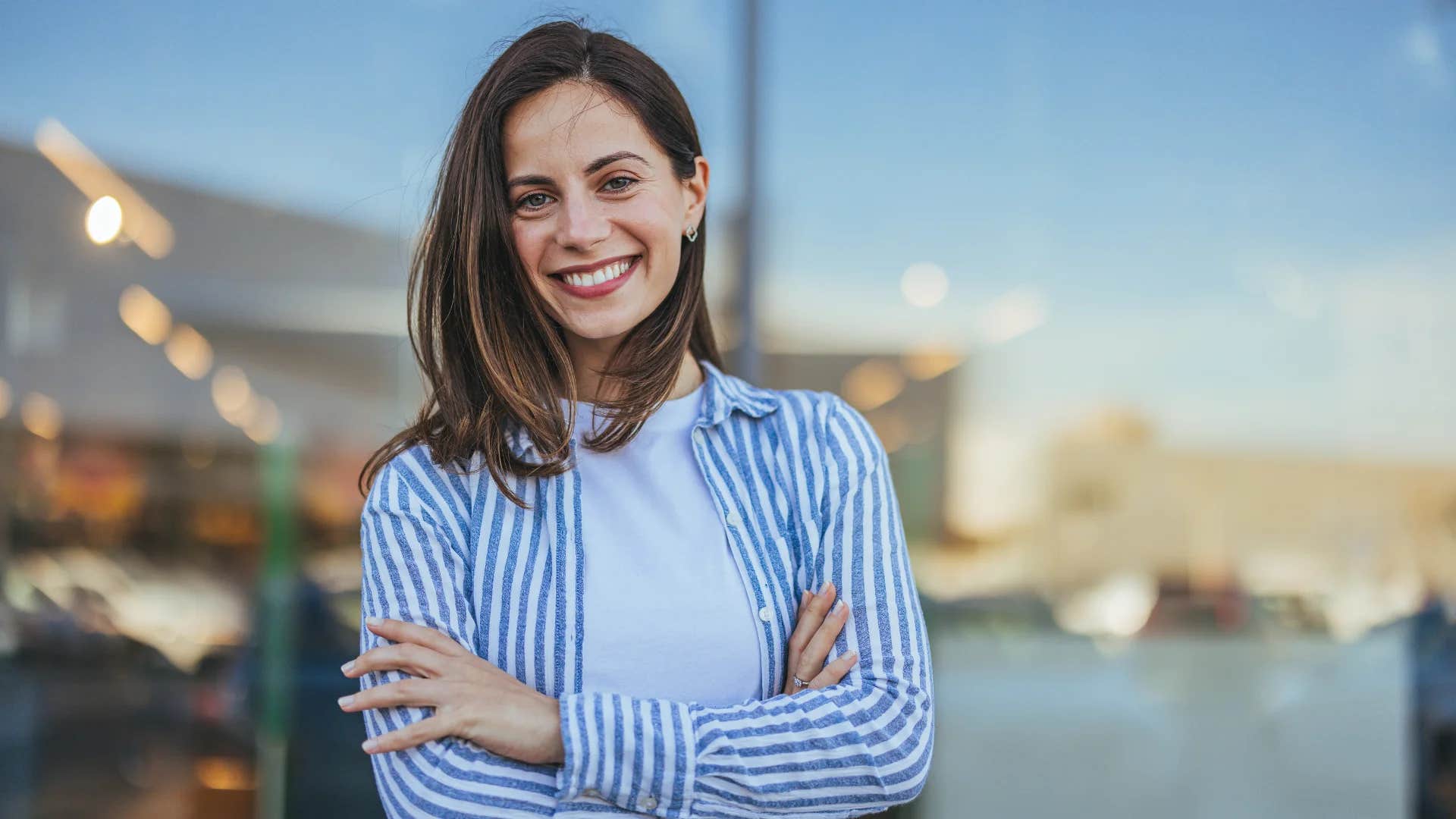 woman trying to sound smart saying the proof is in the pudding