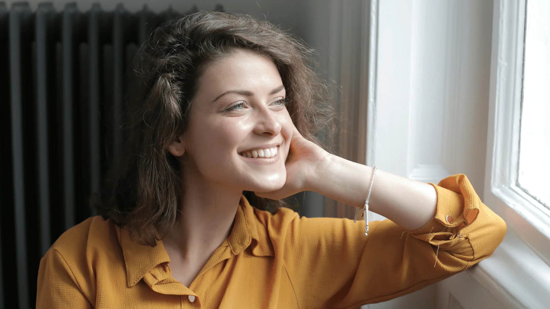 young woman with amazing luck being opportunistic