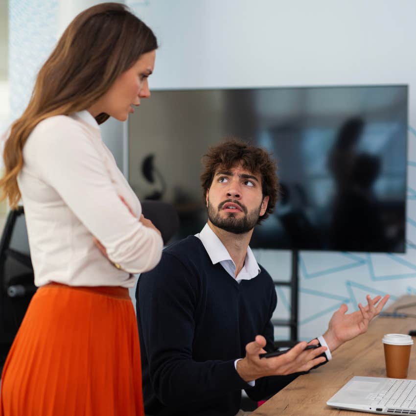 frustrated man with no intuition telling his boss i can't find the answer