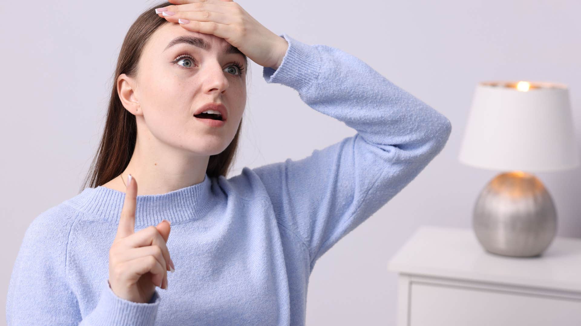 selective extrovert remembering something
