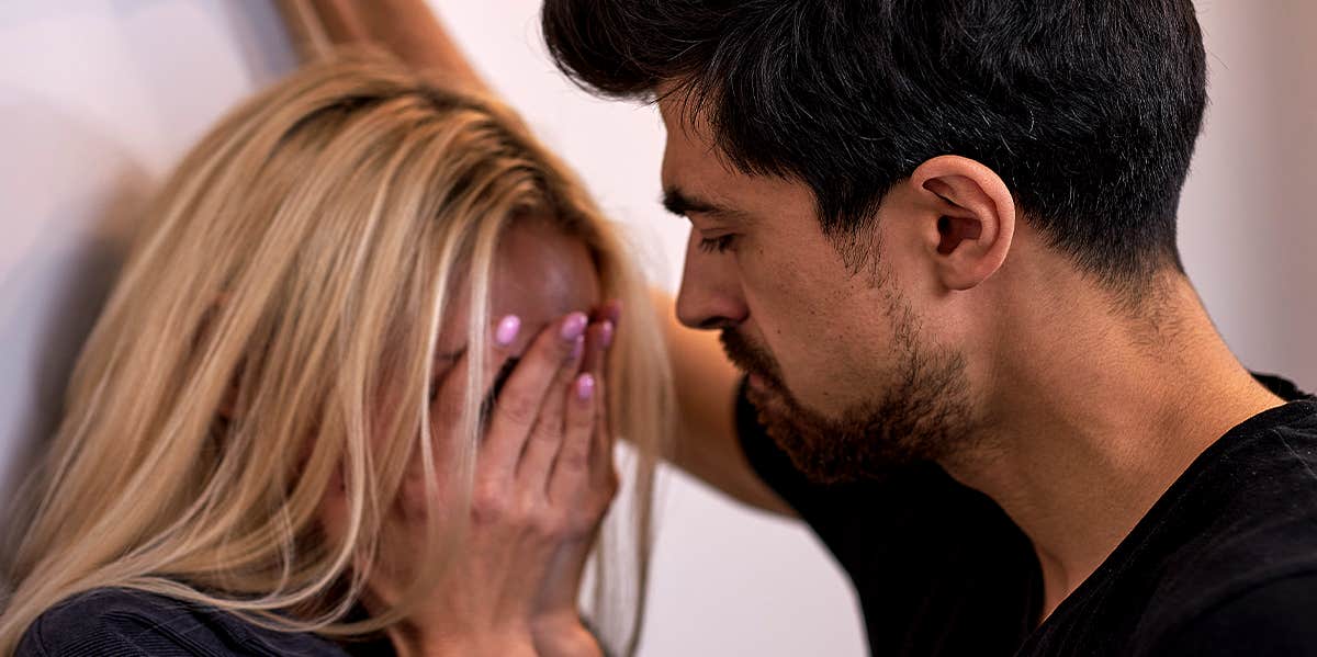 If You Notice These Early Signs, Leave — He's Too Controlling controlling boyfriend yelling at girlfriend