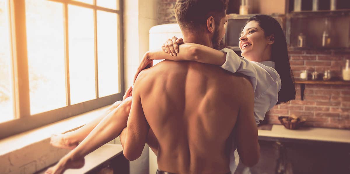 5 Easy-To-Make Aphrodisiacs For Date Night couple hugging