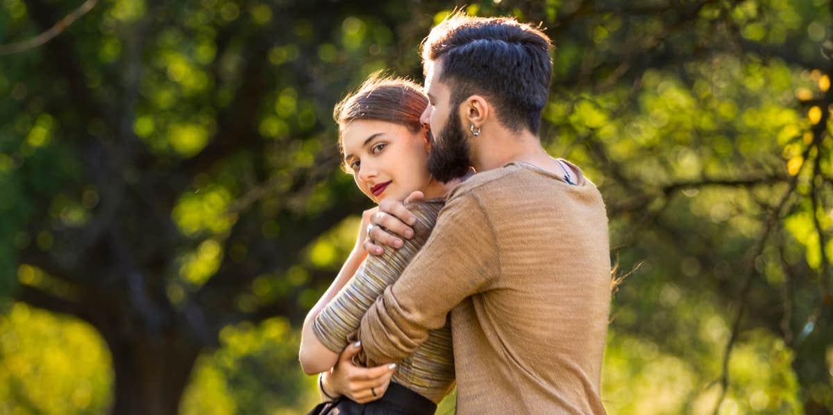 If You Do These 5 Things, He'll Never, Ever Stray hugging couple