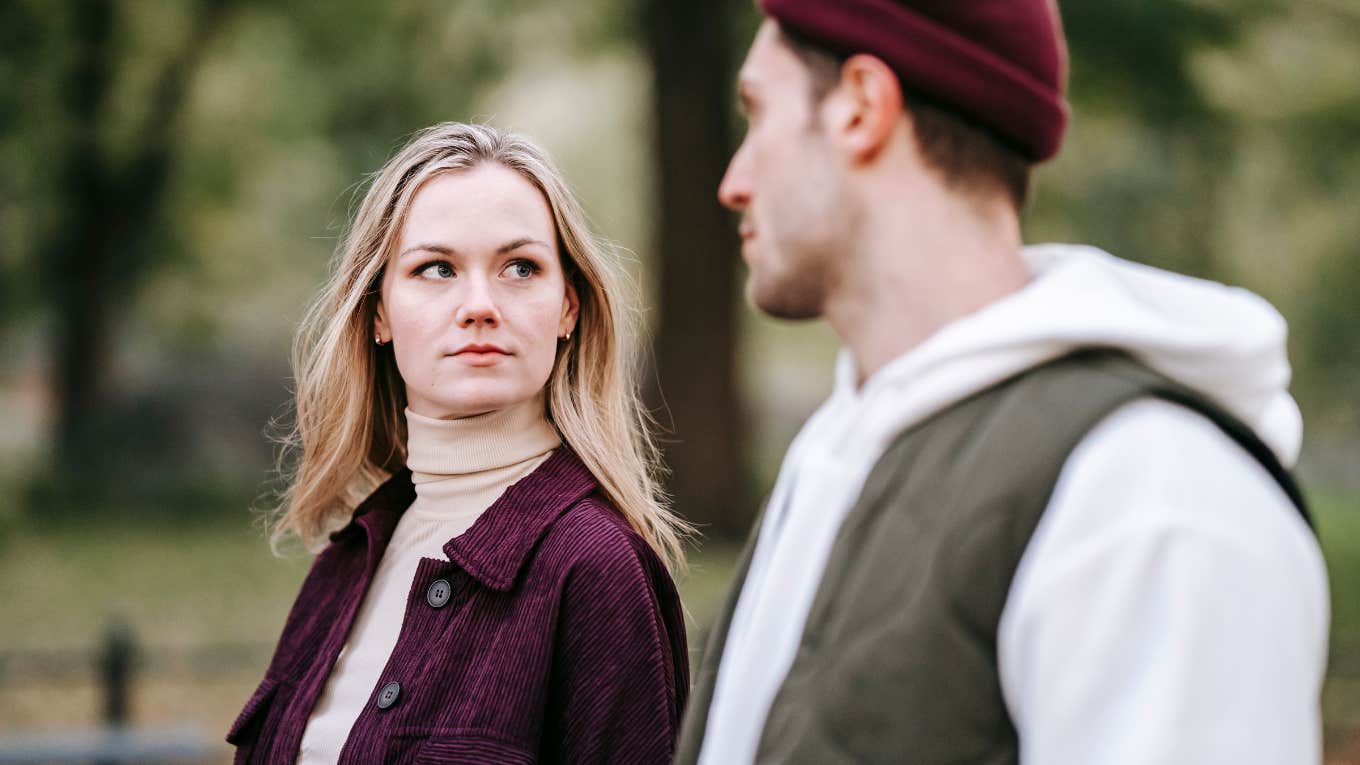 5 Things To Do When You Love Your Husband But Hate Being Intimate Couple talking