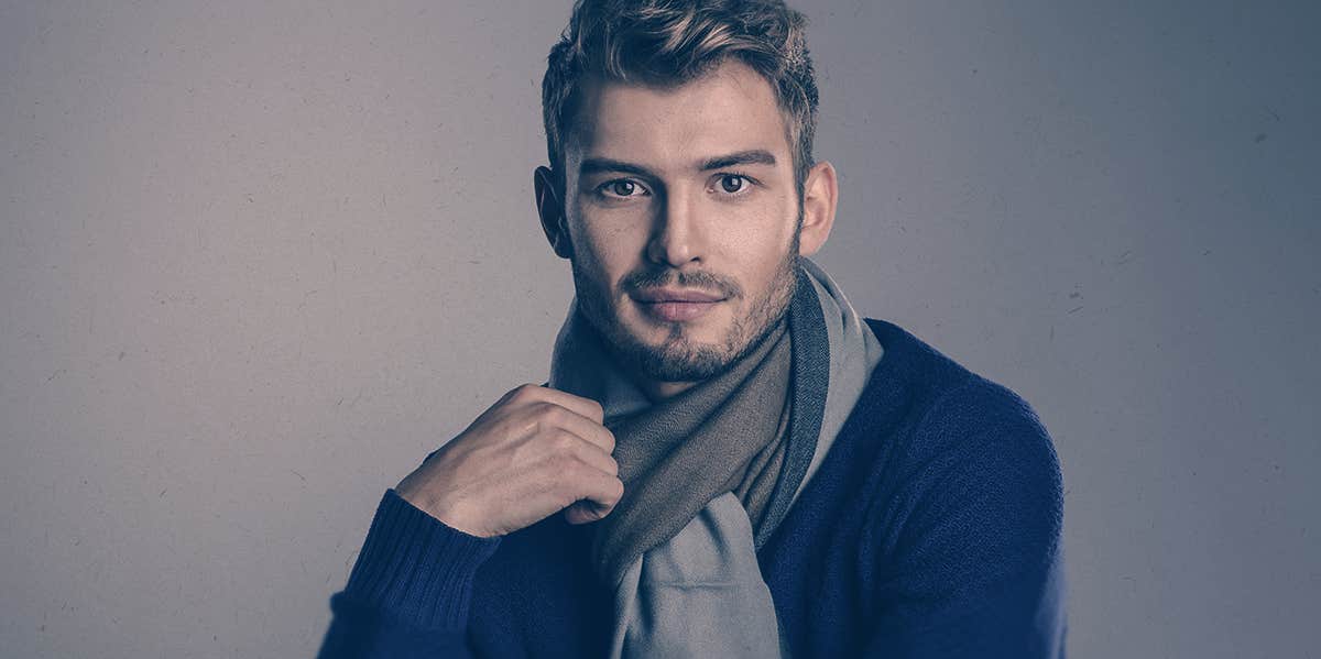 5 Warning Signs That Mr. 'Nice Guy' Will Break Your Heart man in scarf