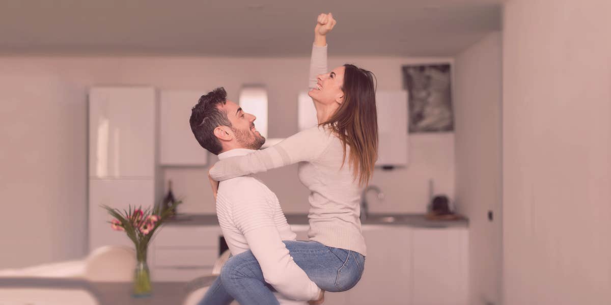 5 Extremely Simple Ways To Tell If He's Not 'The One' man hugging the woman