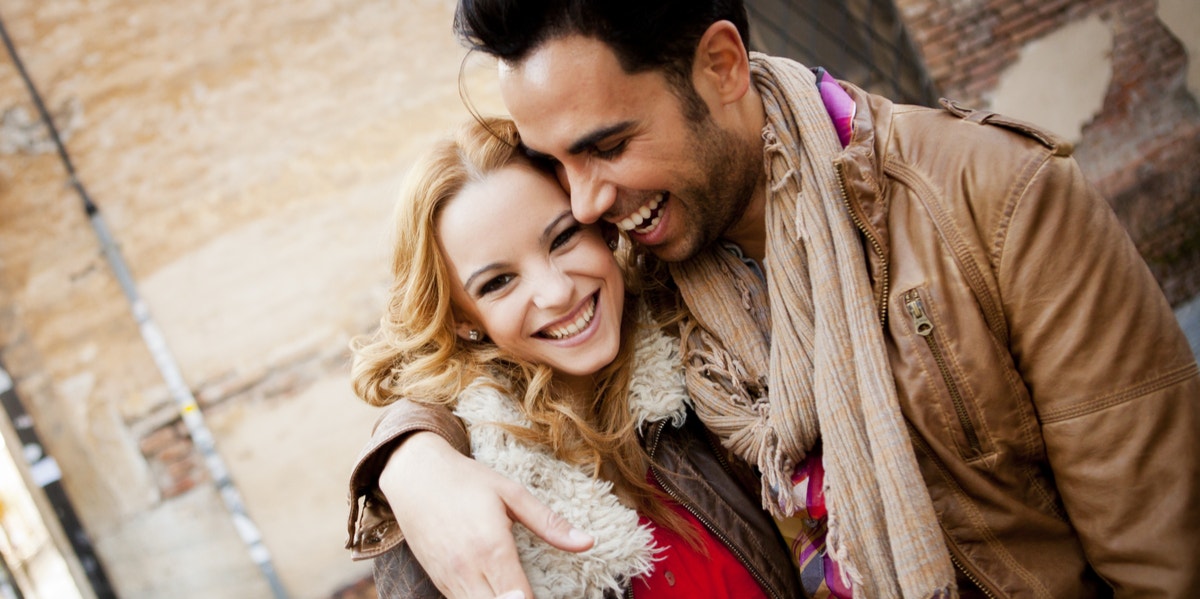 7 Signs He's More Than Just Your Boyfriend — He's Your Best Friend happy couple