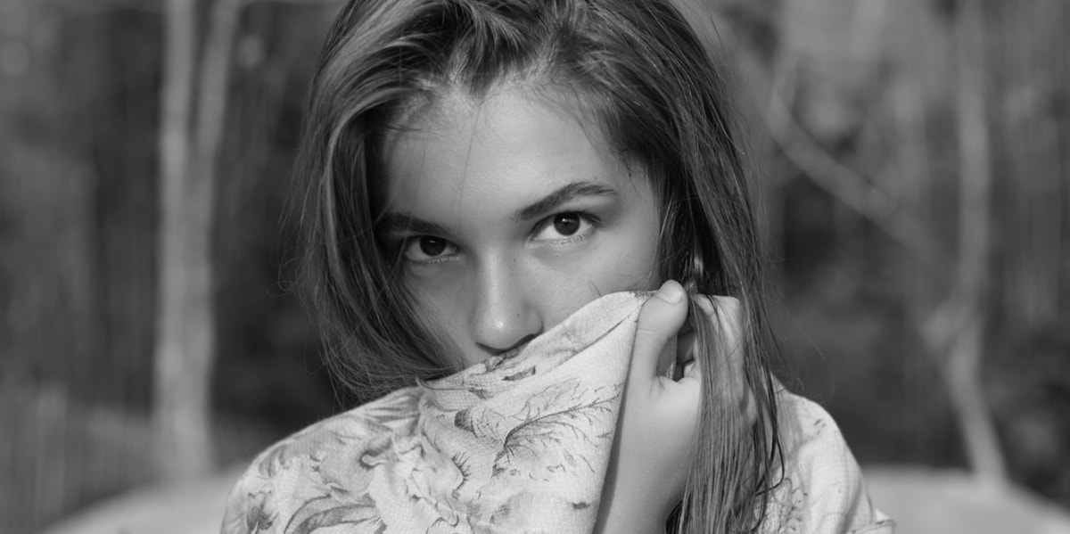 7 Signs You're A Prude (Or At Least People THINK You Are) shy woman