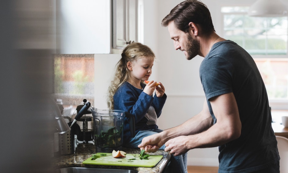 5 Reasons Stay-At-Home Dads Are The BEST Dads, Says Science
