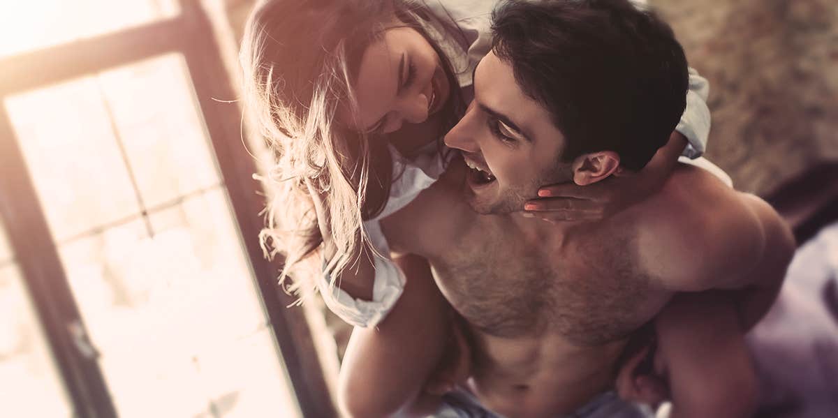 8 Future Relationship Trends That'll Really Surprise You couples hugging each other