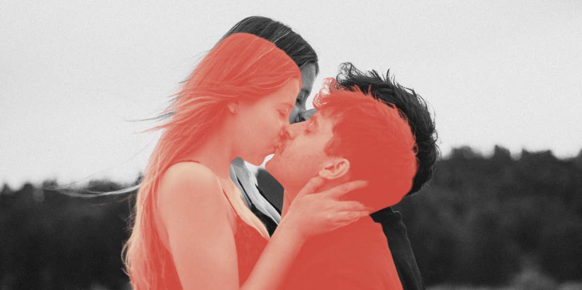 8 Rare Traits That Make You Emotionally Attractive To Men couple kissing
