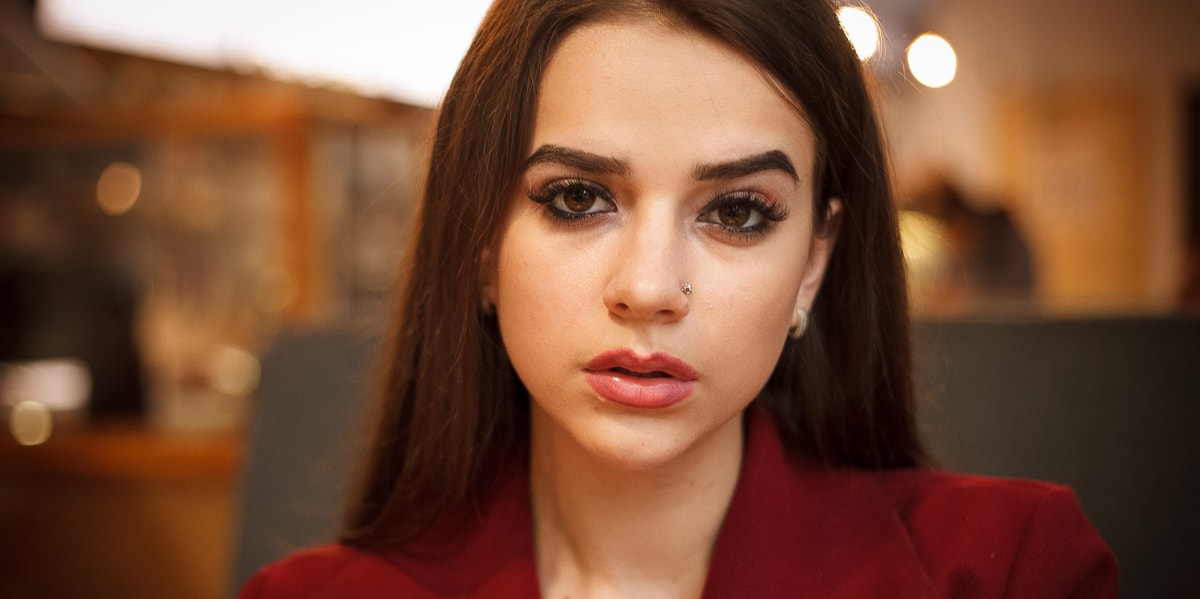 If You Do These 8 No-Nos, You'll Never Fall In Love serious woman