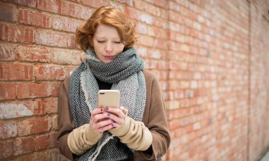 How The Brains Of Lonely People Work Very, VERY Differently How The Brains Of Lonely People Work Very, VERY Differently