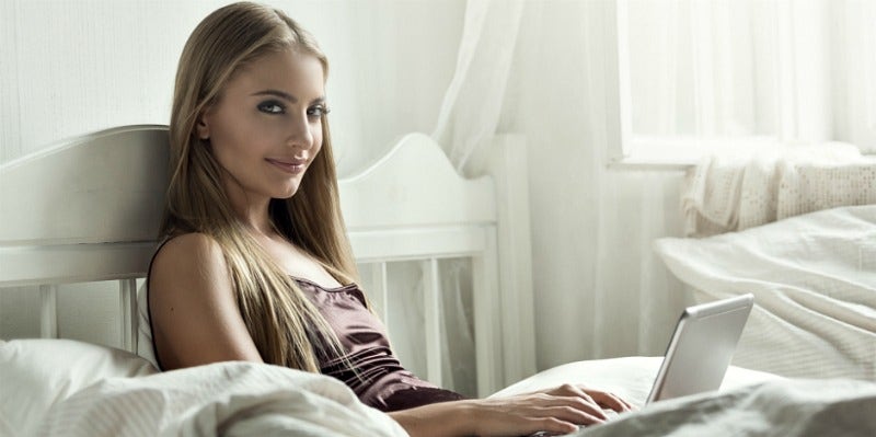 What Is ASMR Role Play? Why Women Watch Possessive Boyfriend Kidnapping & Rape Fantasy Whisper Videos On YouTube What Is ASMR Role Play? Why Women Watch Possessive Boyfriend Kidnapping & Rape Fantasy Whisper Videos On YouTube