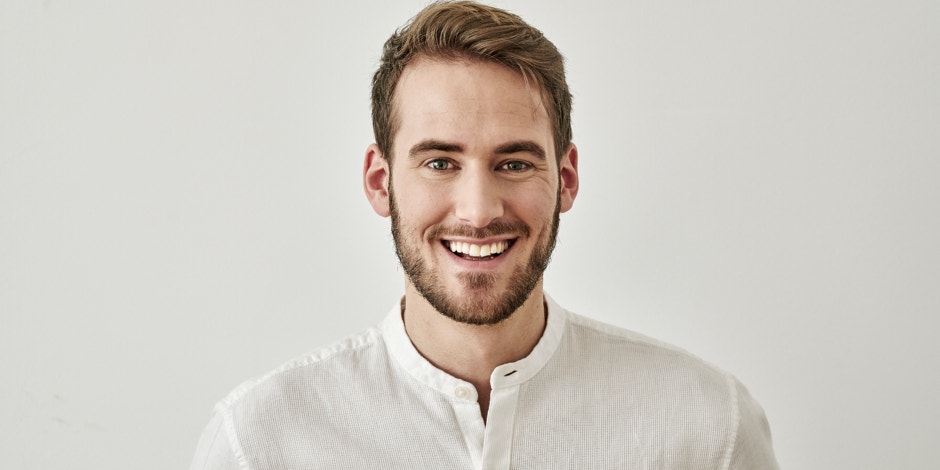 Men With Feminine Faces More Likely To Attract Women Men With Feminine Faces More Likely To Attract Women