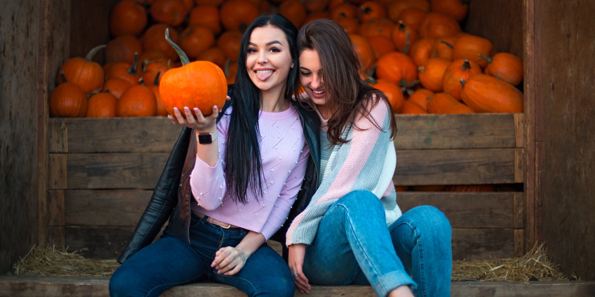 8 Fall Date Ideas To Try During Autumn