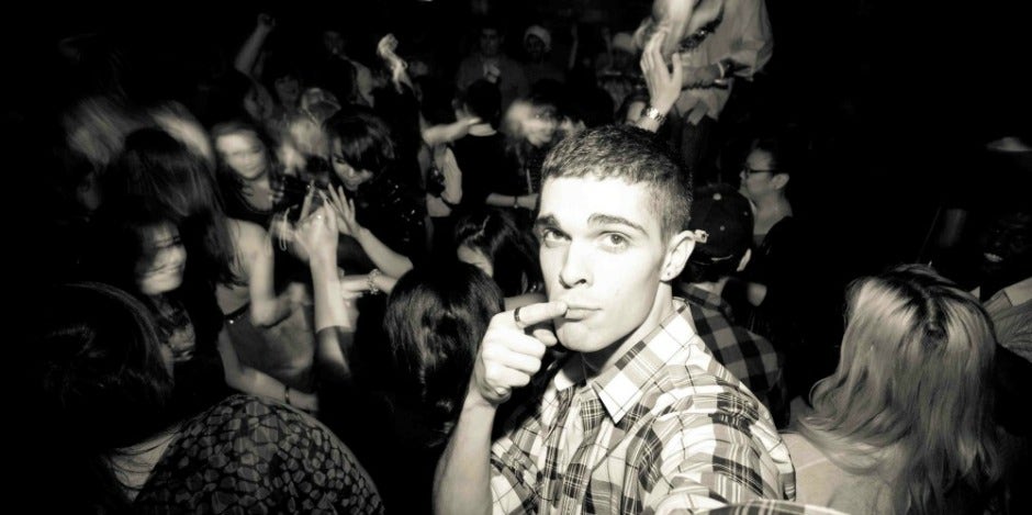 The Single Most Damaging Thing I Learned As A Pickup Artist man in a crowded room
