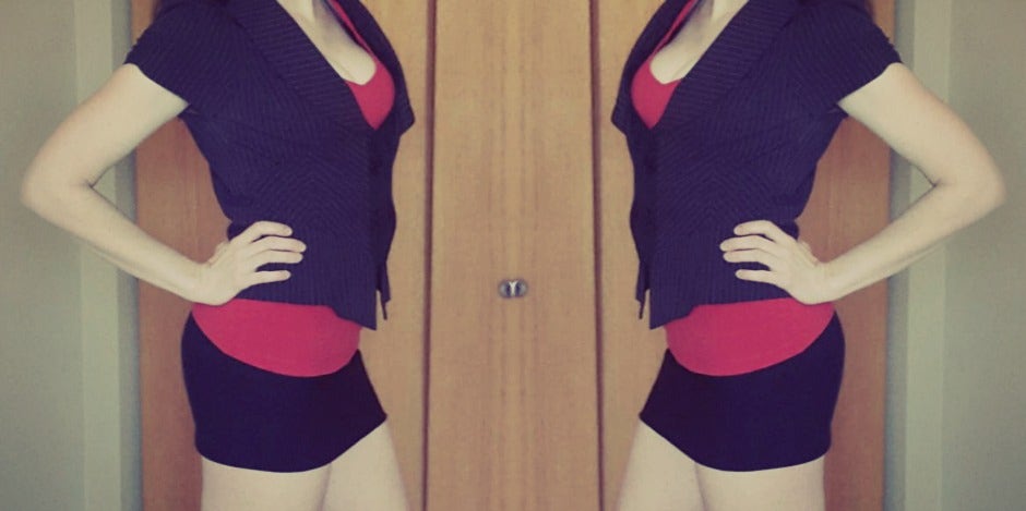 I Dressed Sexy For A Week To See How Men Would React To Me woman dressed for sexy selfie