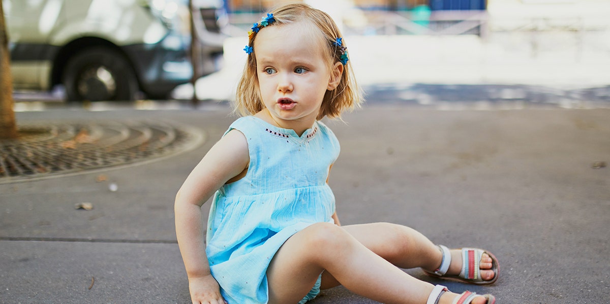 photo of young daughter on beach