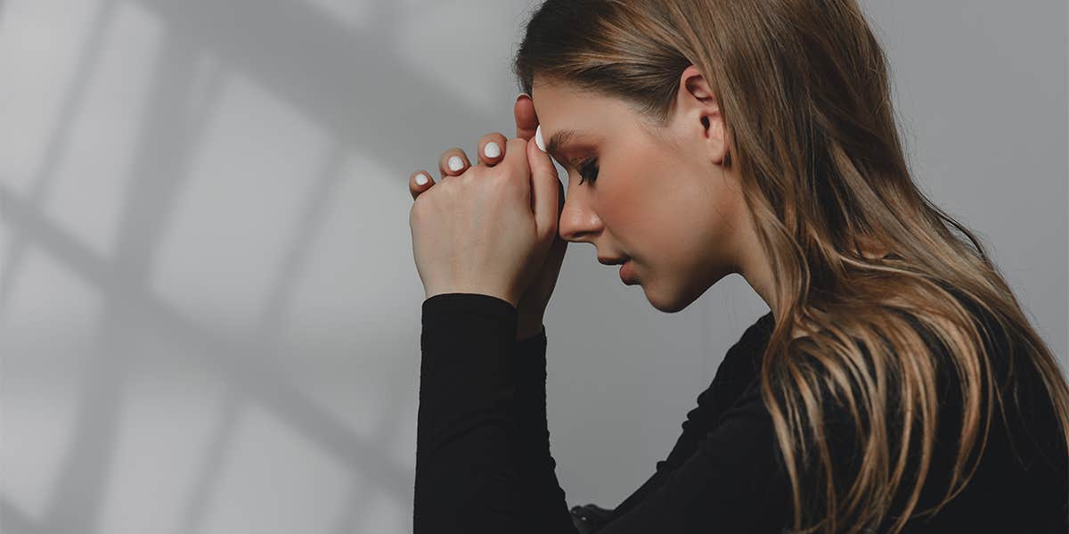 woman praying