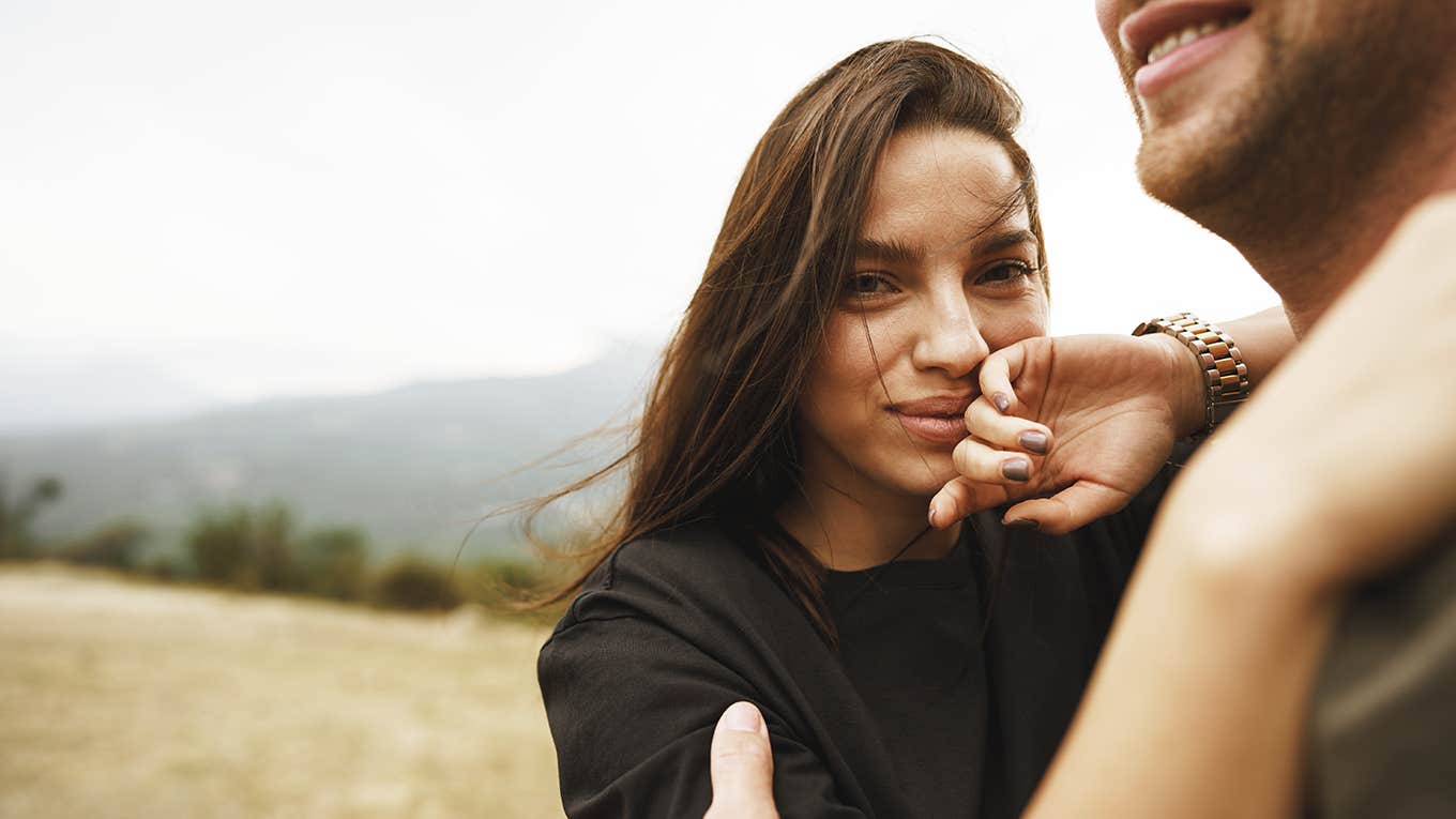 5 Ways Strong Women Can Let Shy Guys Know They're Interested — Without Scaring Them Off - Vimarsana News