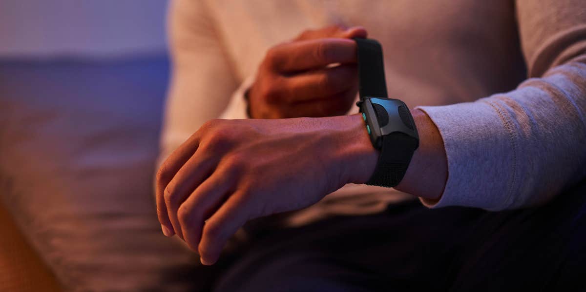 How To Get A Good Night's Sleep Using The Apollo Neuro Wearable Device apollo neuro wearable