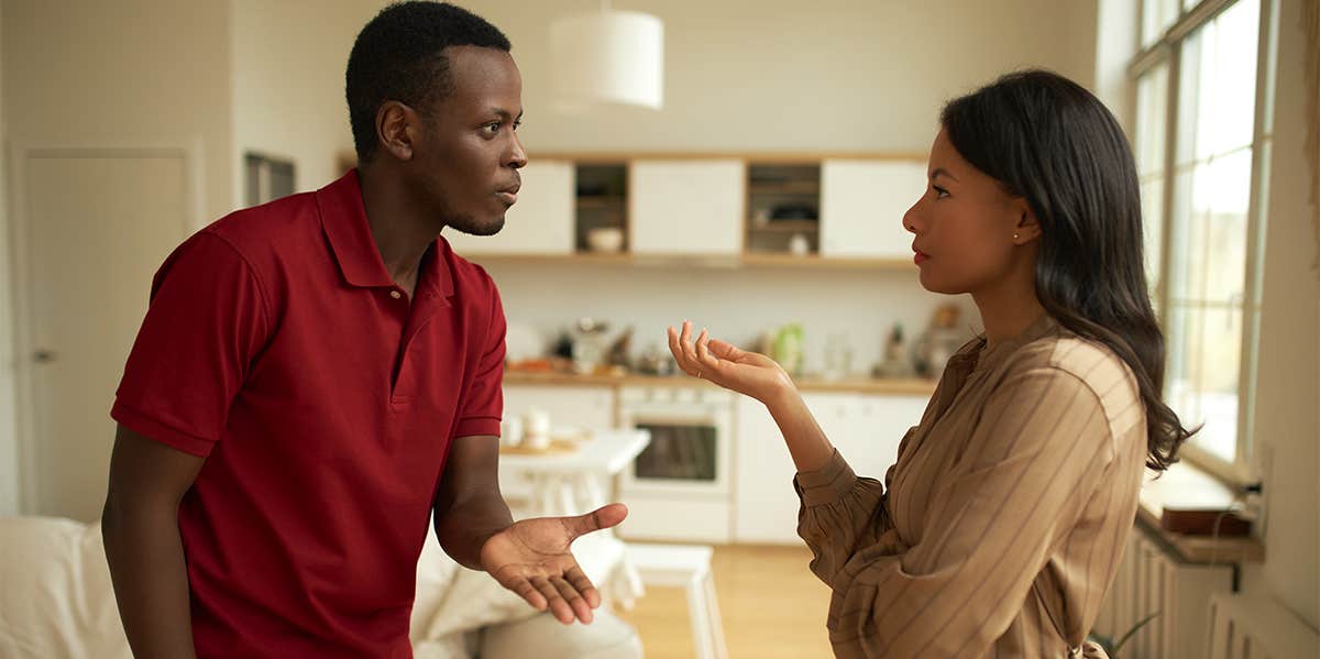 5 Signs I Missed When My Husband Cheated On Me couple arguing
