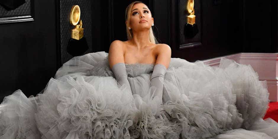 What Does Ariana Grande's Natural Hair Look Like? What Does Ariana Grande's Natural Hair Look Like?