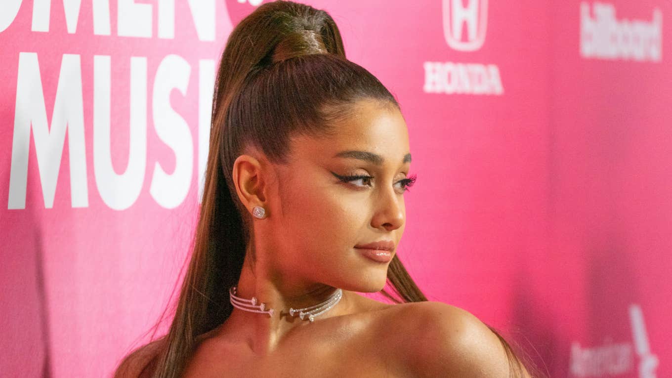 Ariana Grande Says The ‘Home Wrecking’ Rumors About Her Are ‘Unequivocally’ Not True ariana grande poses for photo