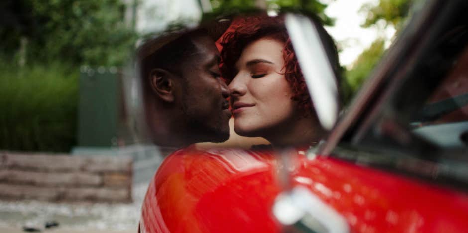 7 Best Simple Sex Positions That Prove Great Sex Doesn't Have To Be Complicated 7 Best Simple Sex Positions That Prove Great Sex Doesn't Have To Be Complicated
