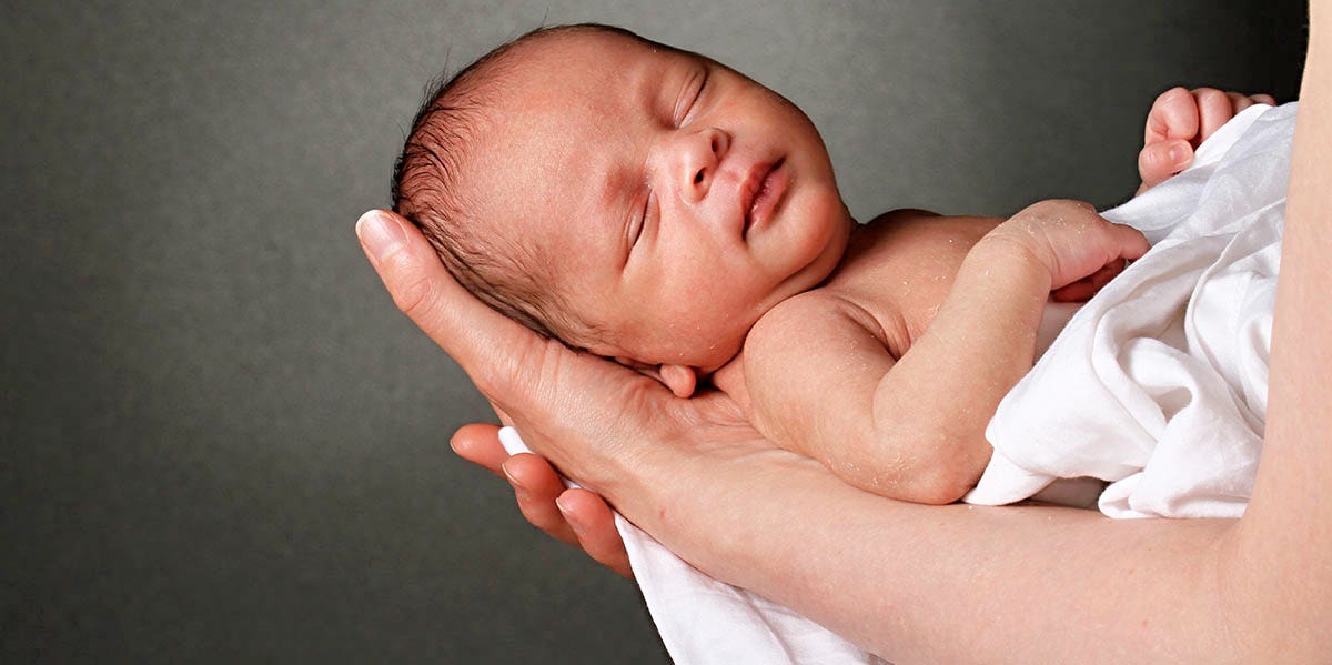 How To Shape The Head Of Your Baby — Yes, It's A Real Thing