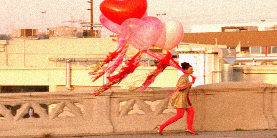 balloons running