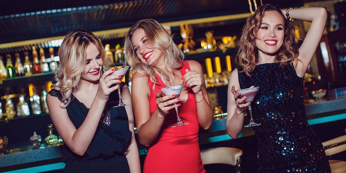 Yes, There's A Bar That Only Allows In Beautiful People Yes, There's A Bar That Only Allows In Beautiful People