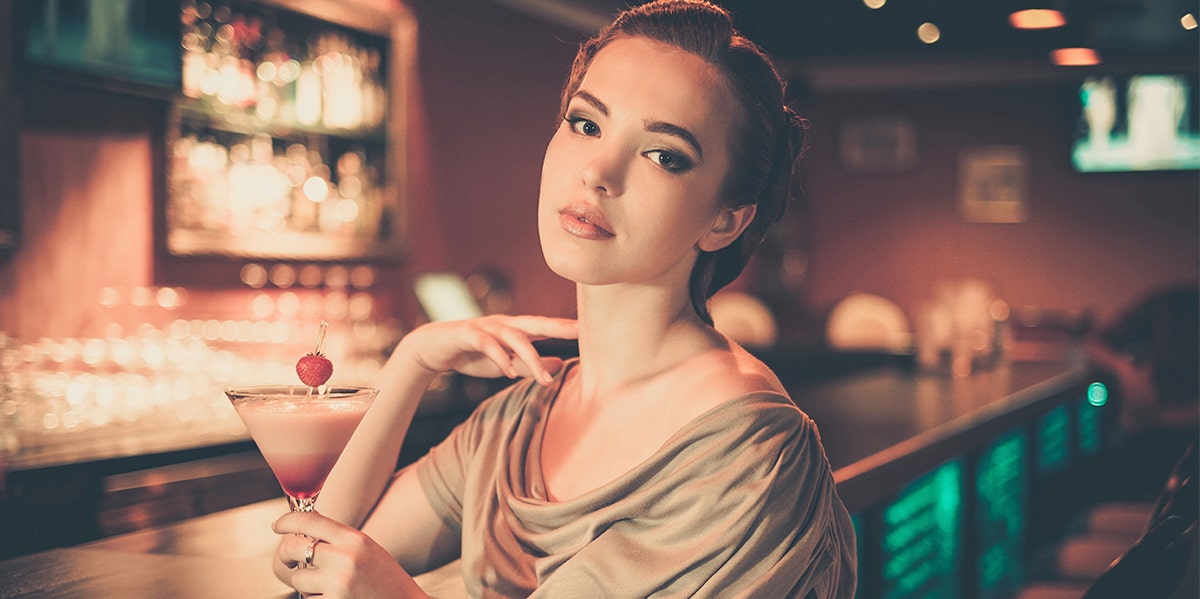 Does Negging Work? I "Negged" Men At The Bar To See If This Controversial Tactic Works Does Negging Work? I "Negged" Men At The Bar To See If This Controversial Tactic Works