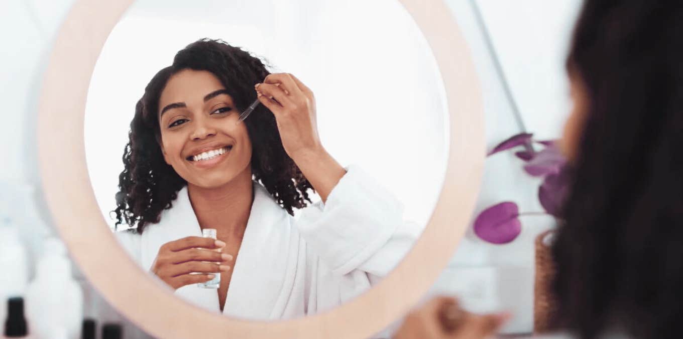 Woman Introduces A 'Beauty Pyramid' That Can Prevent Women From 'Looking Crusty' woman doing beauty pyramid